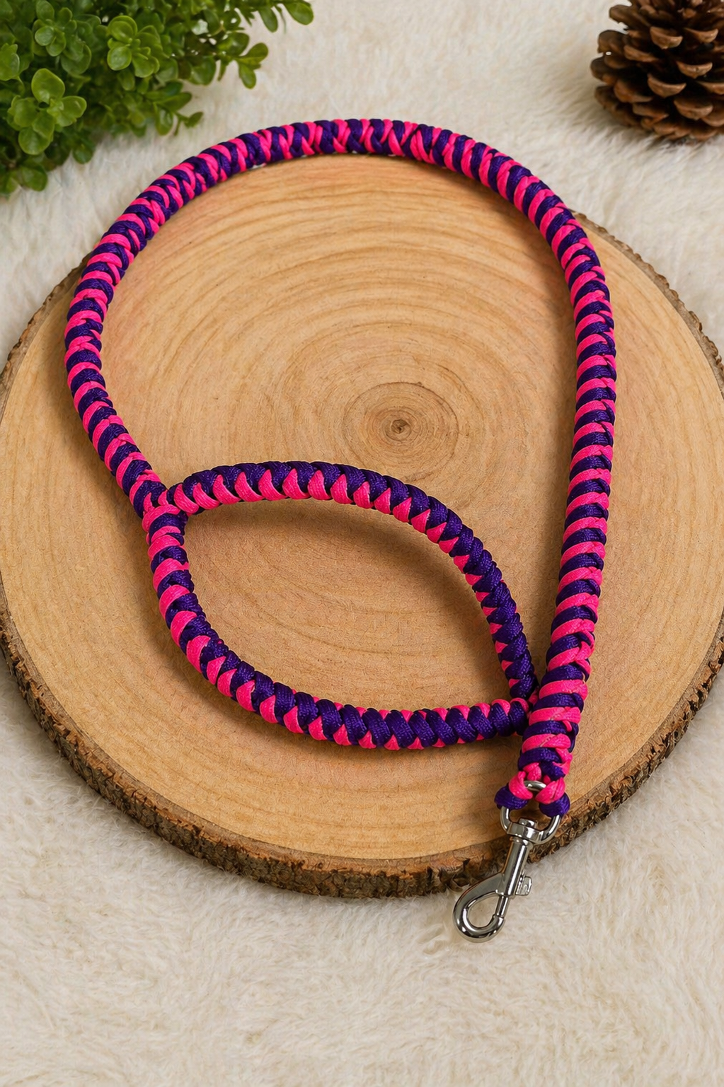 Snake Knot Paracord Dog Leash. Simple strength. Everyday reliability.